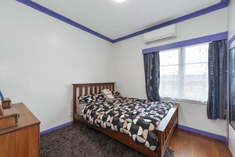 Photo of property in 239 Cambridge Road, Hillcrest, Hamilton, 3216
