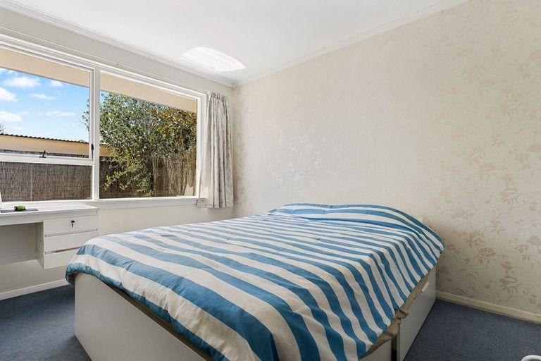 Photo of property in 2/5 Church Square, Addington, Christchurch, 8024