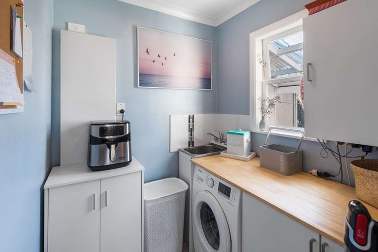 Photo of property in 50 Haydon Street, Roslyn, Palmerston North, 4414