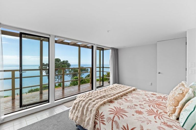 Photo of property in 6 Cliff Road, Torbay, Auckland, 0630