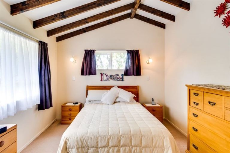 Photo of property in 75 Church Road, Taradale, Napier, 4112