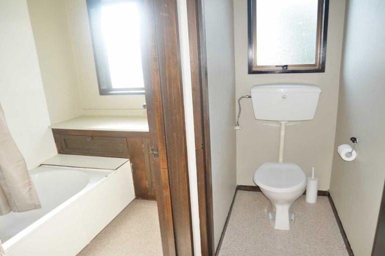 Photo of property in 4/76 Shakespeare Road, Waltham, Christchurch, 8023