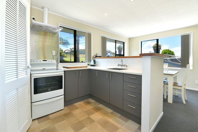 Photo of property in 171a Hibiscus Coast Highway, Red Beach, 0932