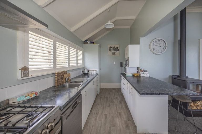 Photo of property in 9 Ure Street, South Hill, Oamaru, 9400