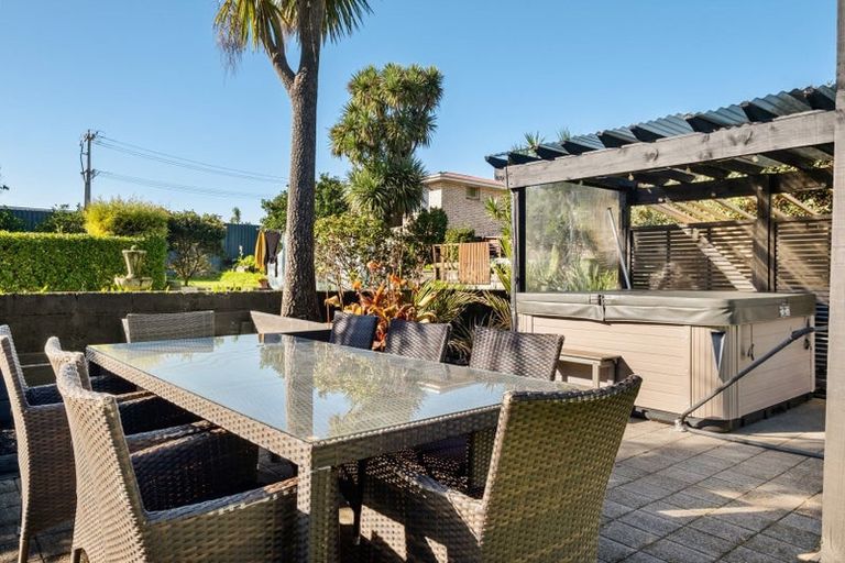 Photo of property in 67 South Road, Blagdon, New Plymouth, 4310