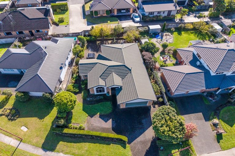 Photo of property in 16 Callum Brae Drive, Rototuna, Hamilton, 3210