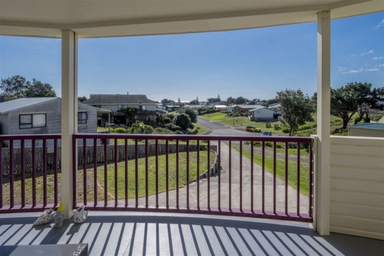 Photo of property in 23 Takitimu Street, Waitarere Beach, Levin, 5510