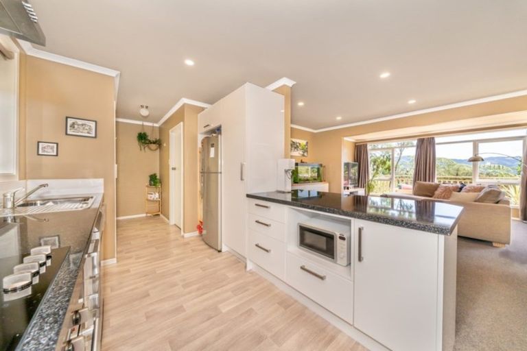 Photo of property in 54 Jocelyn Crescent, Pinehaven, Upper Hutt, 5019