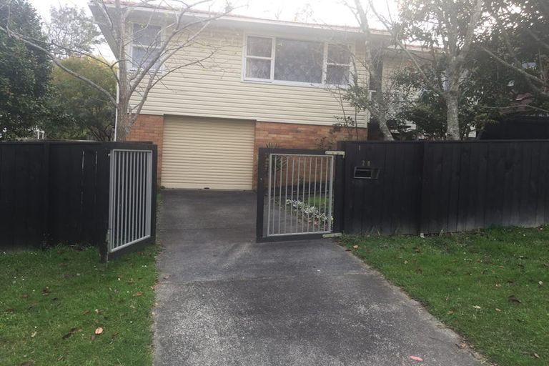 Photo of property in 1/28 Sequoia Place, Sunnynook, Auckland, 0620
