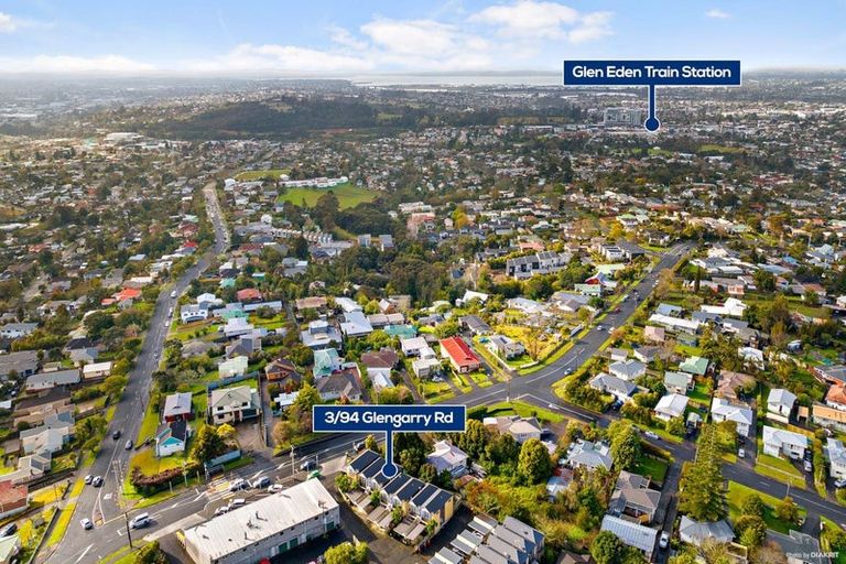 Photo of property in 3/94 Glengarry Road, Glen Eden, Auckland, 0602