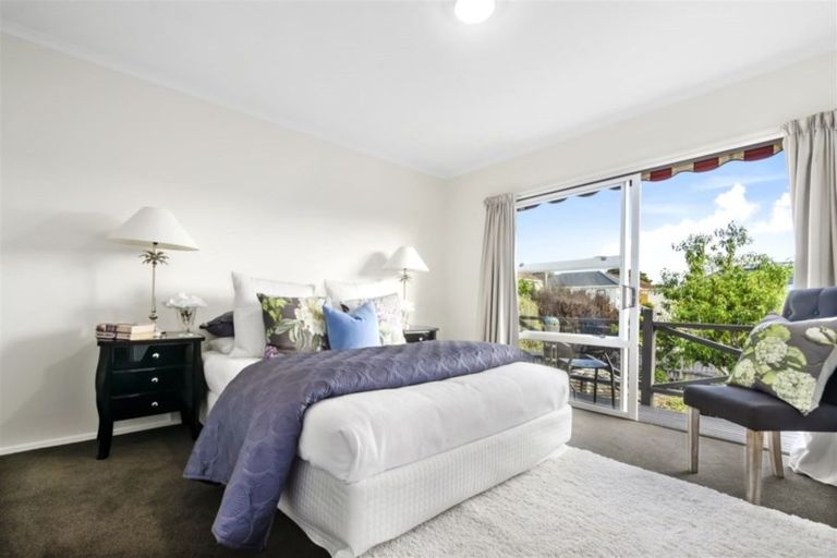 Photo of property in 1/4 Frater Avenue, Milford, Auckland, 0620