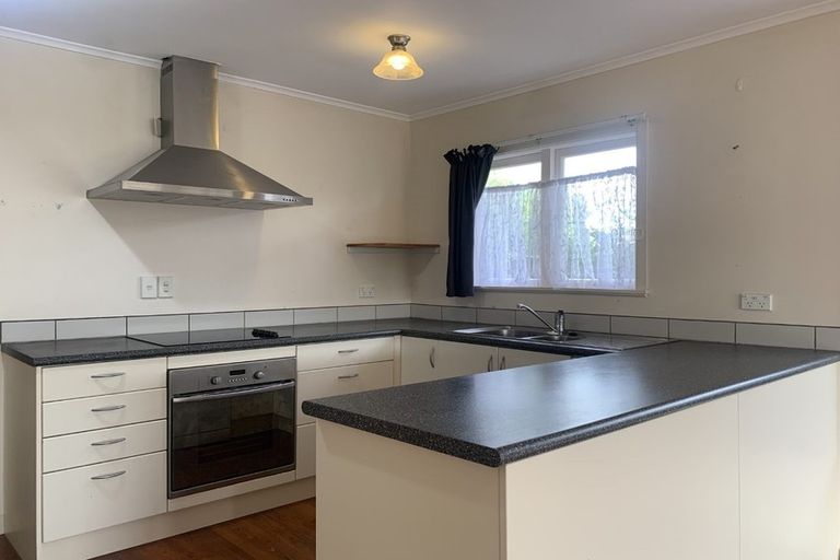 Photo of property in 8 Oraha Road, Huapai, Kumeu, 0810