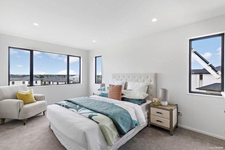 Photo of property in 14 Melgran Avenue, Papakura, 2110