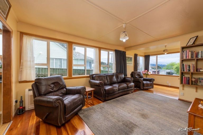 Photo of property in 3 Ingram Street, Naenae, Lower Hutt, 5011