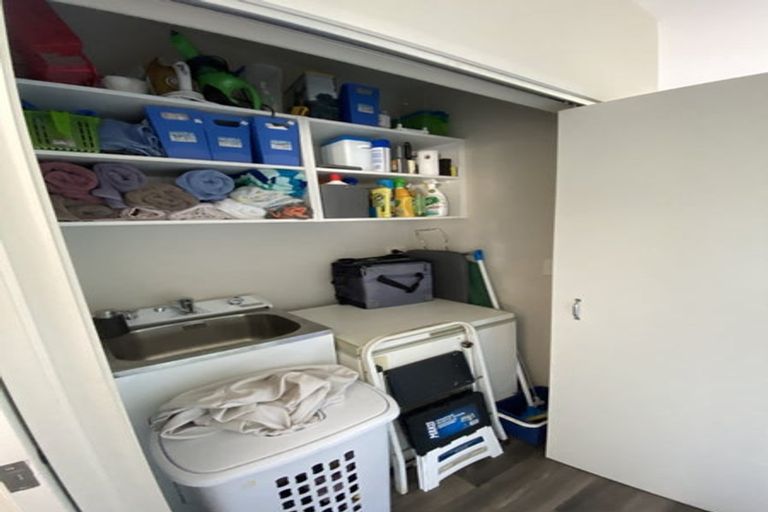 Photo of property in 38 Oxford Street, Fairfield, Hamilton, 3214