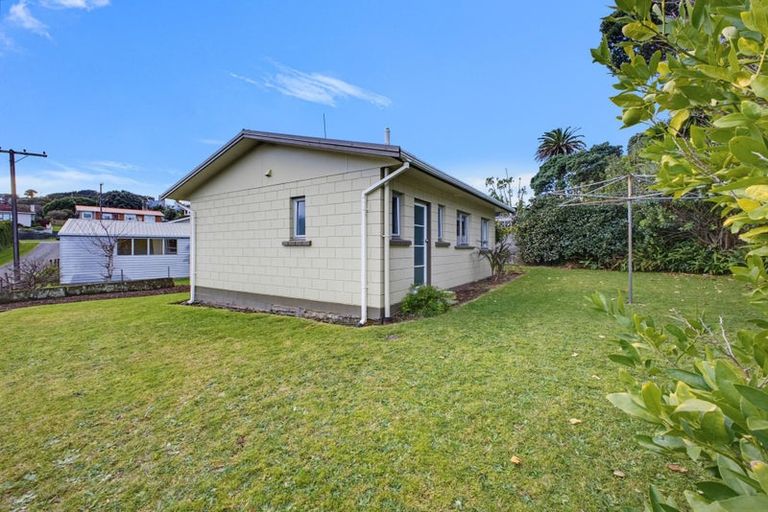 Photo of property in 71 Ngamotu Road, Spotswood, New Plymouth, 4310