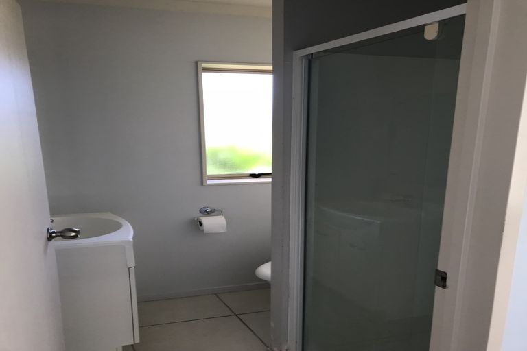 Photo of property in 70c Kayes Road, Pukekohe, 2120