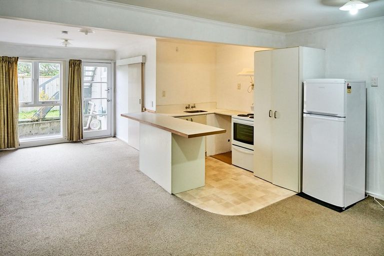 Photo of property in 210 Rintoul Street, Berhampore, Wellington, 6023