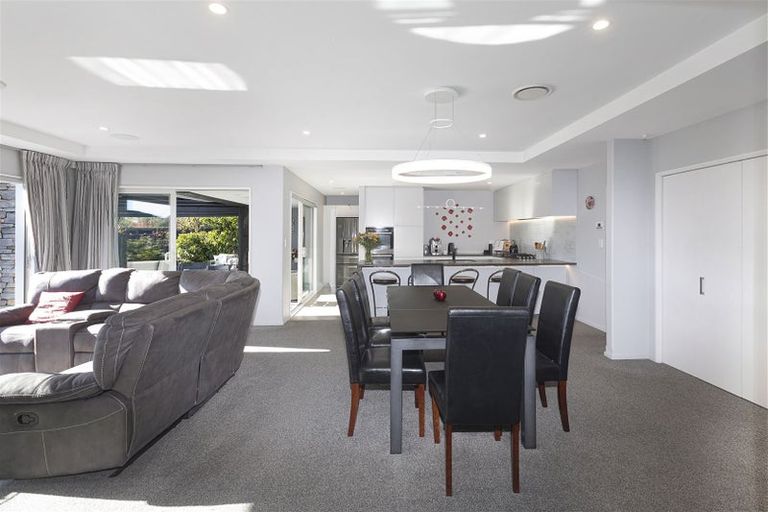 Photo of property in 10 Gerard Place, Rangiora, 7400