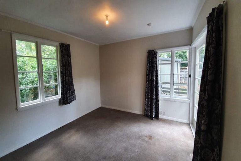 Photo of property in 43 Kirkwood Avenue, Upper Riccarton, Christchurch, 8041