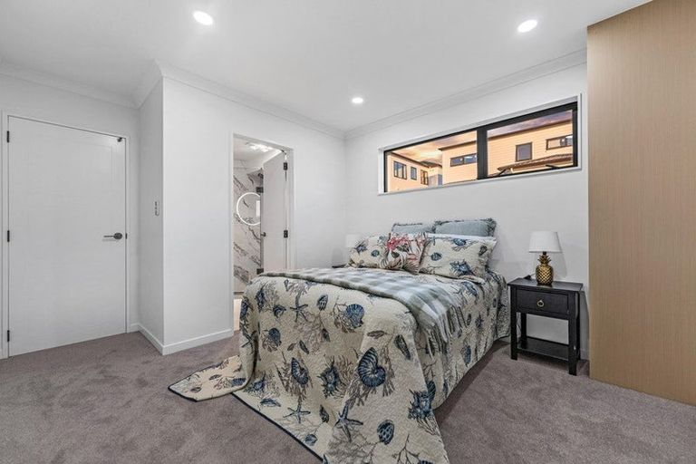 Photo of property in 130 Mcquoids Road, Flat Bush, Auckland, 2019