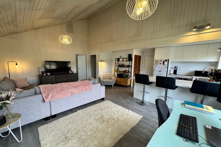 Photo of property in 60a Rata Road, Raumati Beach, Paraparaumu, 5032