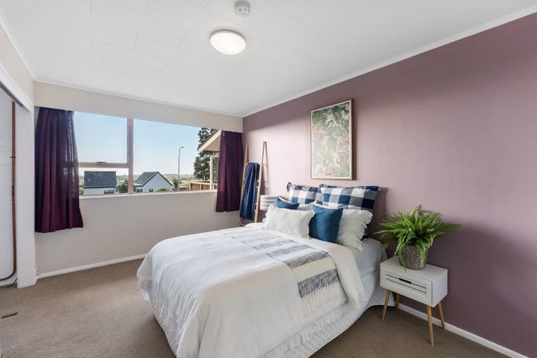 Photo of property in 137 Winara Avenue, Waikanae, 5036