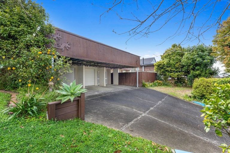 Photo of property in 6 Culver Terrace, Howick, Auckland, 2014