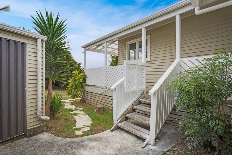 Photo of property in 14 Winston Street, Tikipunga, Whangarei, 0112