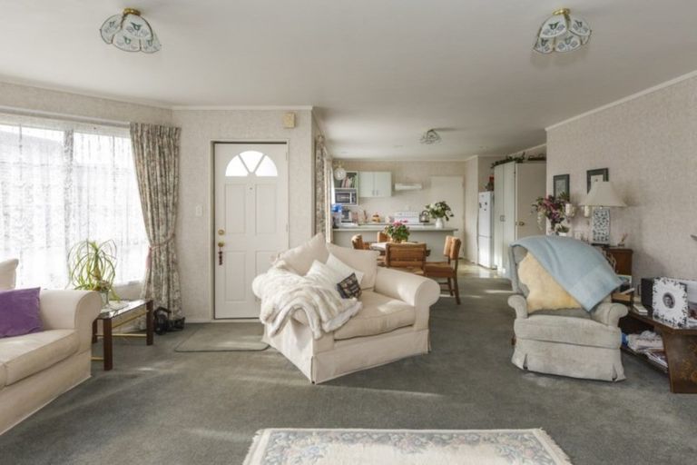 Photo of property in 8/63 North Street, Palmerston North, 4410