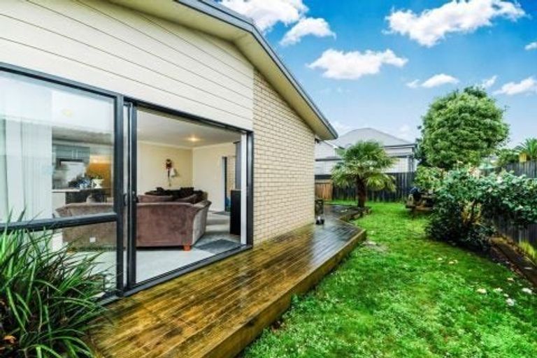 Photo of property in 9a Mellsop Avenue, Waiuku, 2123