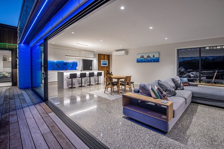 Photo of property in 7 Rihi Paea Rise, Ngunguru, 0173