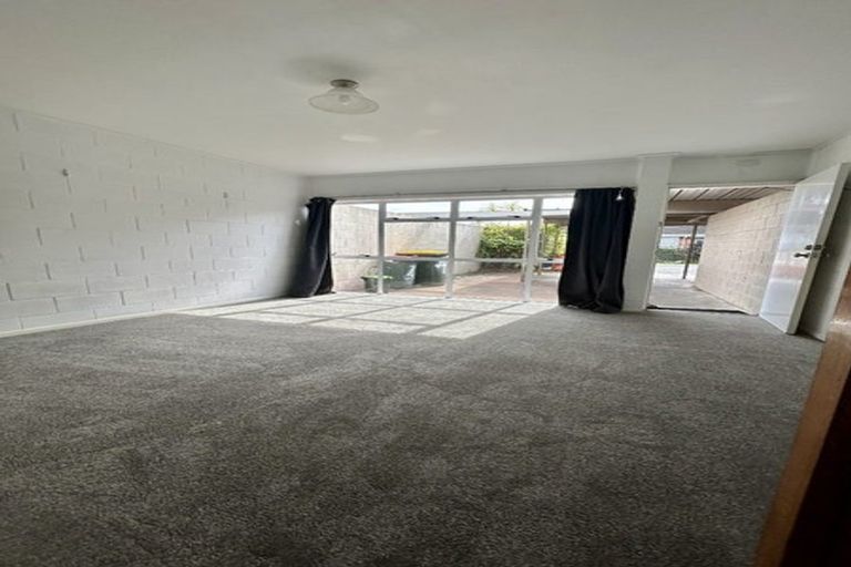 Photo of property in 267 Massey Road, Mangere East, Auckland, 2024