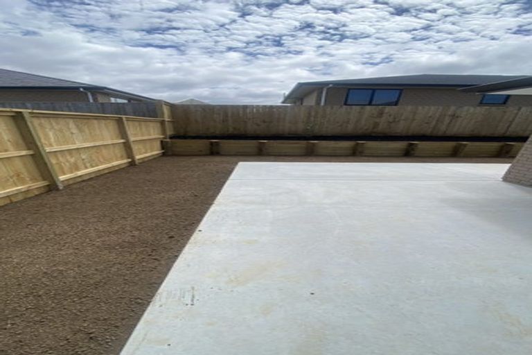 Photo of property in 35a Leathem Crescent, Pokeno, 2402