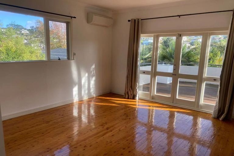 Photo of property in 62 Saddleback Rise, Murrays Bay, Auckland, 0630