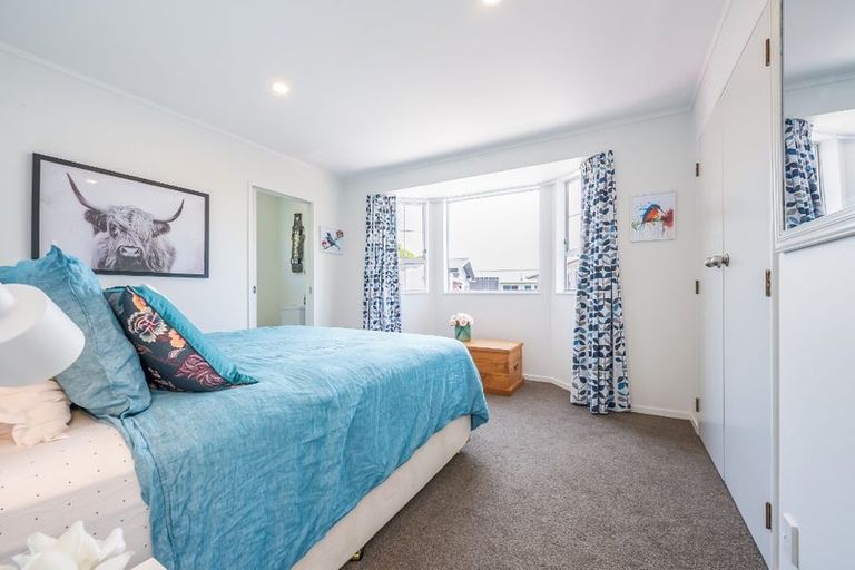 Photo of property in 252 Major Drive, Kelson, Lower Hutt, 5010
