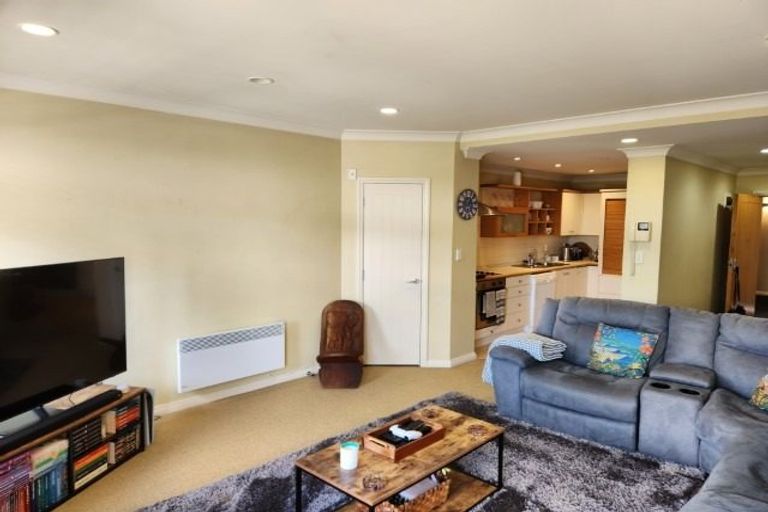 Photo of property in 1c/11 London Street, Hamilton Central, Hamilton, 3204