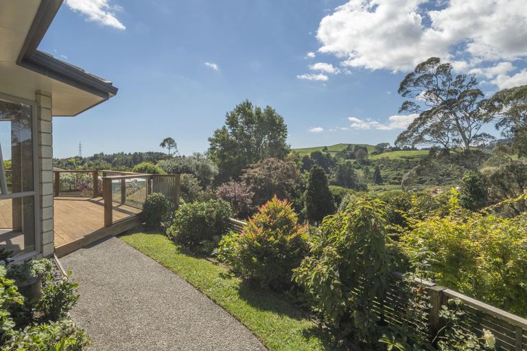 Photo of property in 28 Tuscany Place, Ohauiti, Tauranga, 3112