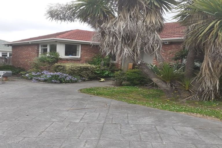 Photo of property in 11 Morrison Avenue, Northcote, Christchurch, 8052