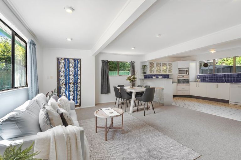 Photo of property in 33 Hindmarsh Street, Johnsonville, Wellington, 6037