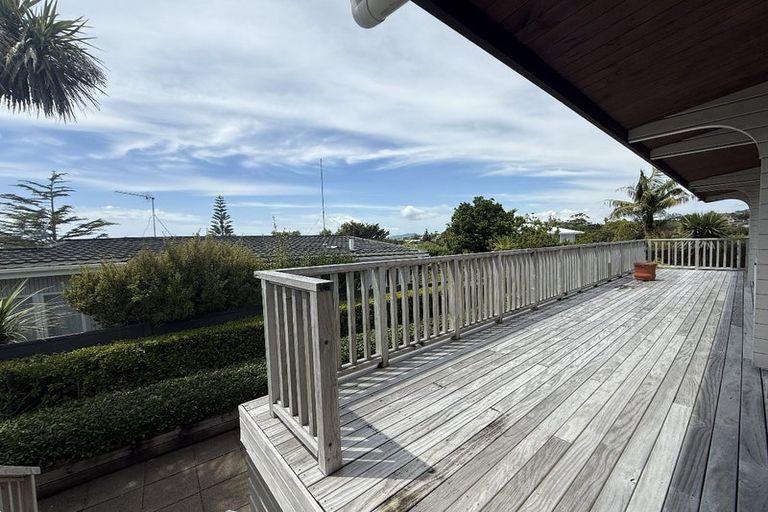 Photo of property in 2/46 Channel View Road, Campbells Bay, Auckland, 0630