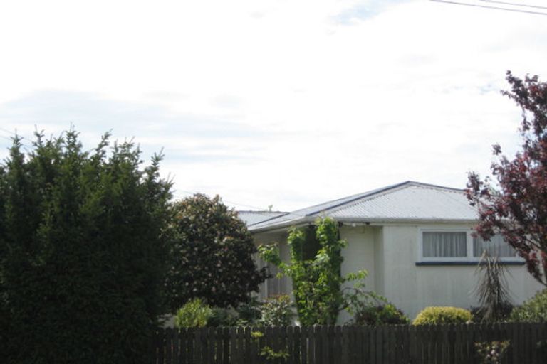 Photo of property in 2/71 Daniels Road, Redwood, Christchurch, 8051