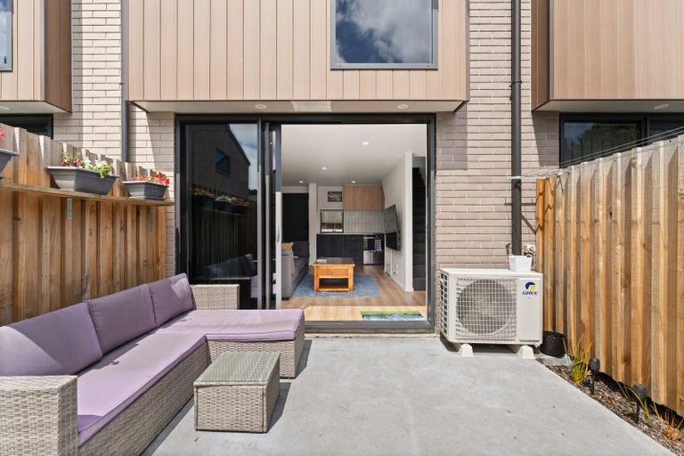 Photo of property in 16 Dallas Lane, Caversham, Dunedin, 9012