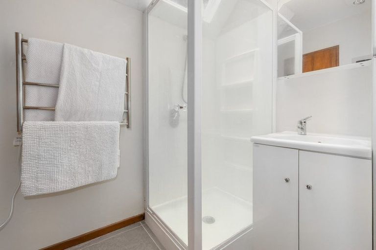 Photo of property in 21 Gordon Road, Plimmerton, Porirua, 5026