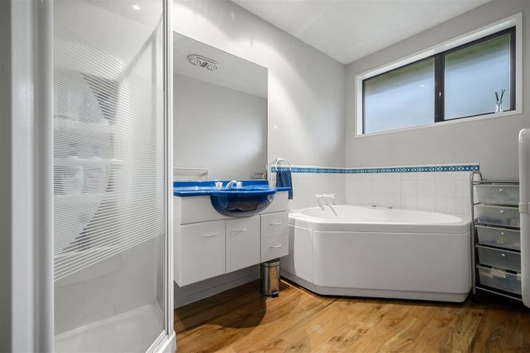 Photo of property in 10a Geraldo Place, Russley, Christchurch, 8042