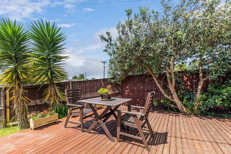 Photo of property in 29 Astley Avenue, New Lynn, Auckland, 0600
