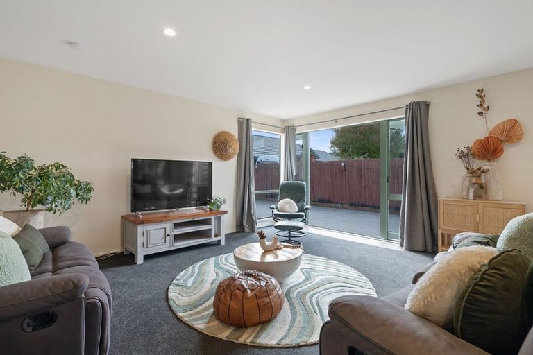 Photo of property in 7a Marsack Crescent, Halswell, Christchurch, 8025