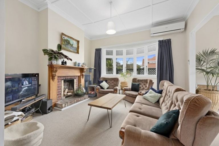 Photo of property in 26 Britannia Street, Petone, Lower Hutt, 5012