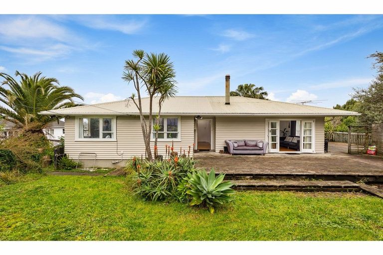 Photo of property in 77 Royal Road, Massey, Auckland, 0614
