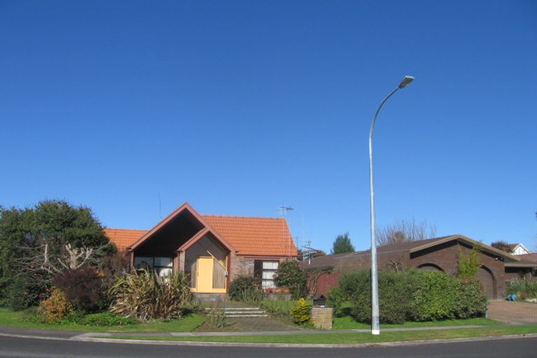 Photo of property in 74 Chedworth Avenue, Chedworth, Hamilton, 3210